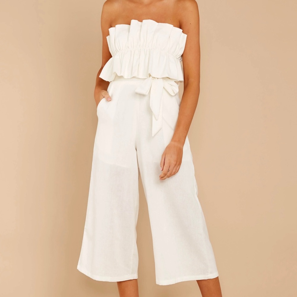NWT Red Dress White Ruffle Jumpsuit sz Small